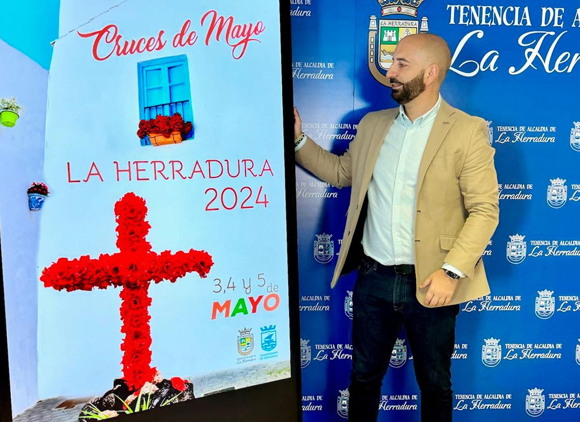 Siete Cruces de Mayo participan  en el Certamen 2024 en La Herradura